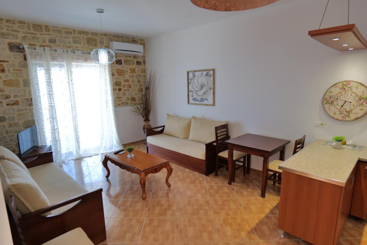 Sunset Villas Qeparo Exterior photo